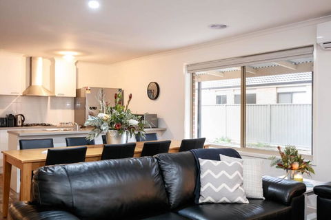 Faraday On Avoca - Hotel Accommodation 0