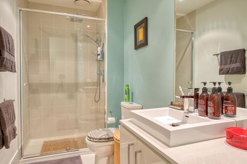 Fitzroy Lifestyle 1 Bed With Pool, Spa, Sauna & Gym - Hotel Accommodation 3