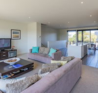 Five Shell - Hotel Accommodation