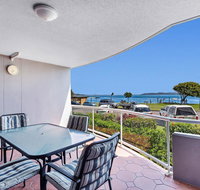 Florentine Unit 2/11 Columbia Close - Hotel Accommodation