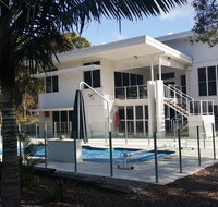 Fraser Island Gateway gated and secure RV parking on 5 acres 10 min to Hervey Bay beach - Hotel Accommodation