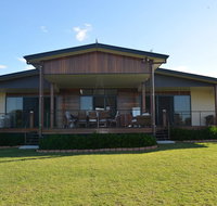 Fraser Views bed and breakfast - Hotel Accommodation