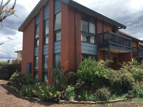 Garland Grove - Hotel Accommodation 1