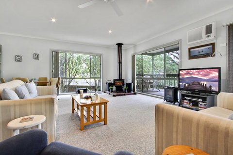 Garnet House - Hotel Accommodation 0