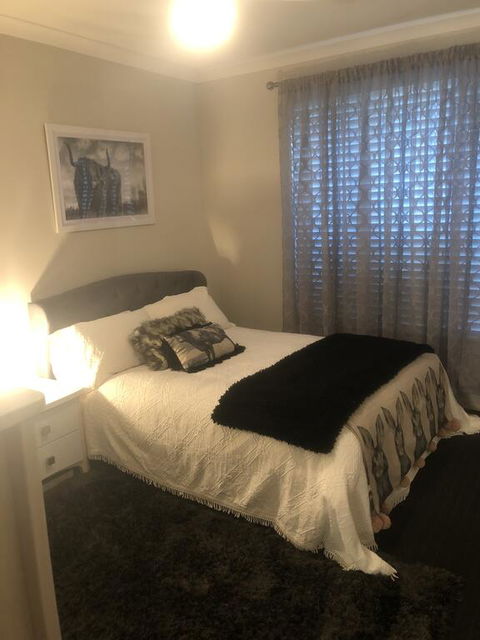 Gibbagunyah Manor - Hotel Accommodation 0
