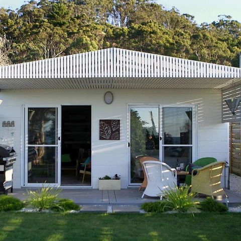 Goat Island Bungalow - Hotel Accommodation 3