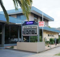 Golden Leaf Motel - Hotel Accommodation