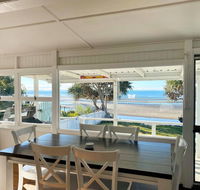 Golden Sands at Beachmere - Hotel Accommodation