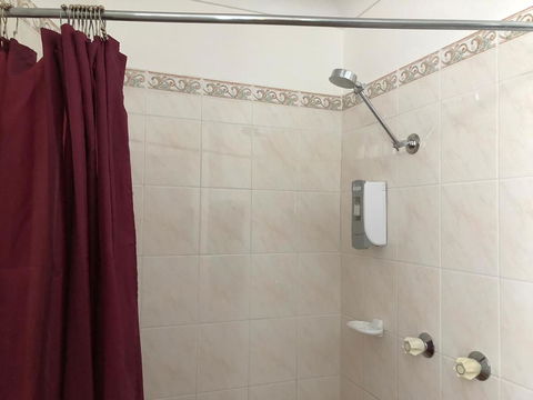 Goulburn Motor Inn - Hotel Accommodation 3