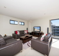 Government Road Dolphin Cove Unit 13 2-6 - Hotel Accommodation