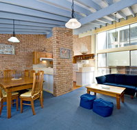 Gowrie Avenue Bay Parklands Townhouse 04 2 - Hotel Accommodation