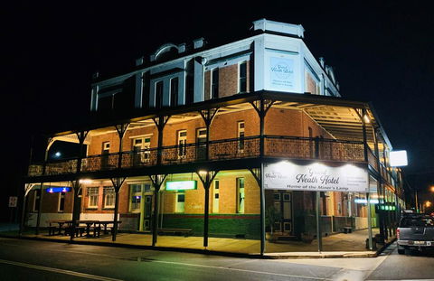 Grand Neath Hotel - Hotel Accommodation 1