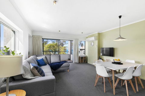 Grange 235 - Cumberland Lorne - Hotel Accommodation 0