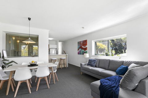 Grange 235 - Cumberland Lorne - Hotel Accommodation 1