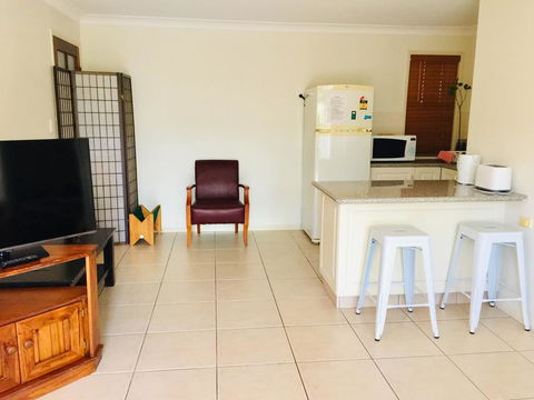 Granny Flat - Hotel Accommodation 2
