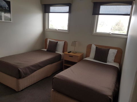 Hacienda Motel Geelong - Hotel Accommodation 1