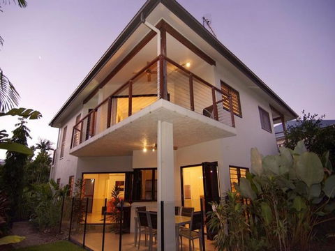 Hai Villa Port Douglas - Hotel Accommodation 0