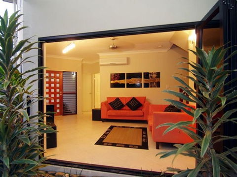 Hai Villa Port Douglas - Hotel Accommodation 2