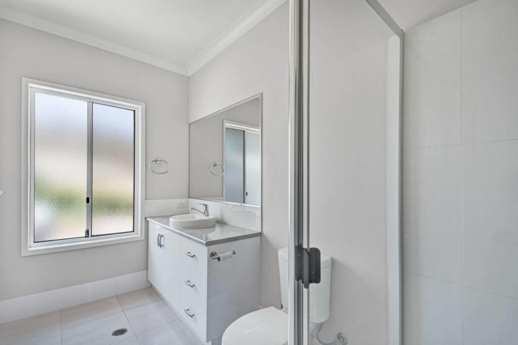 Finnie QLD Hotel Accommodation