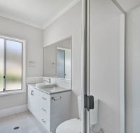 Hamblin - Hotel Accommodation