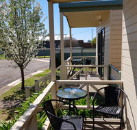 Hamilton Caravan Park - Hotel Accommodation