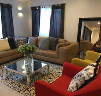 Hawthorn River Retreat - Hotel Accommodation