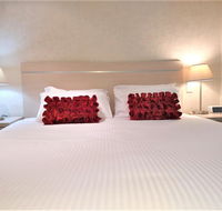 Hi 5 star luxury Adelaide City Apartment