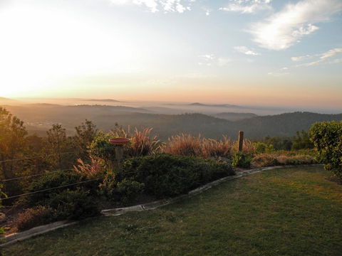 Highwood Park B&B Guest Lodge - Hotel Accommodation 1