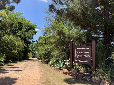 Hillview Cottages - Hotel Accommodation 2