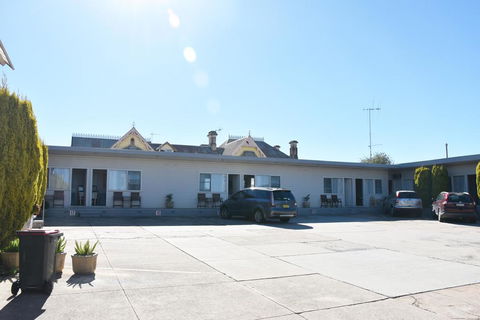 Hillview Motel - Hotel Accommodation 2