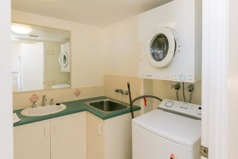 Holiday At The Marina - Hervey Bay - Hotel Accommodation 1
