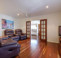 Home at Southside Central - Hotel Accommodation