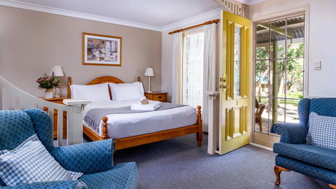 Honeysuckle Cottages - Hotel Accommodation 0