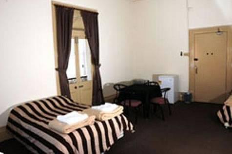 Hotel Metropolitan - Hotel Accommodation 2
