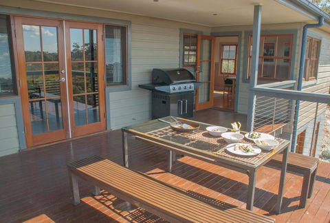 Ironstone Views - Hotel Accommodation 3