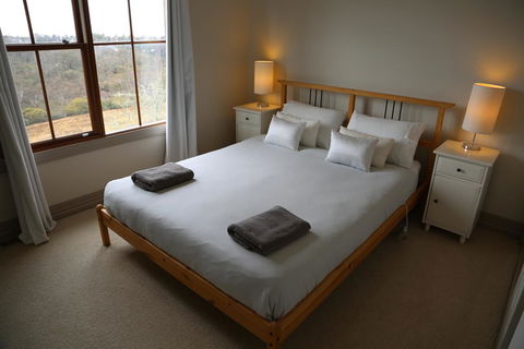 Ironstone Views - Hotel Accommodation 0
