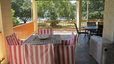 Island View Unit 3/40 Marine Parade - Hotel Accommodation 0