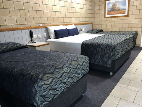 Jacaranda Country Motel - Hotel Accommodation 1