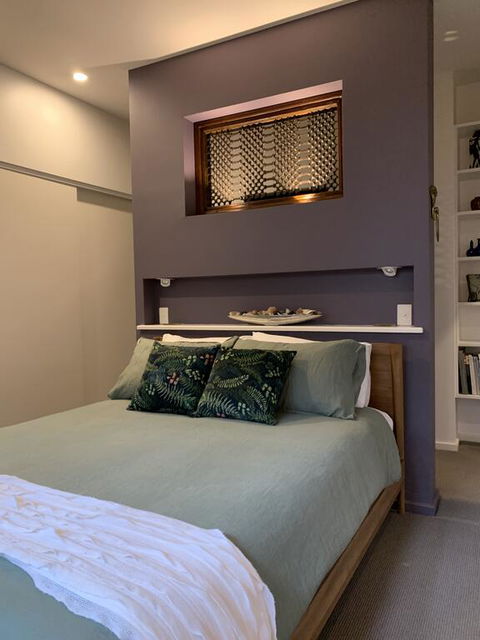 Jacaranda Garden Retreat - Hotel Accommodation 2