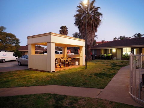 Jacaranda Holiday Units - Hotel Accommodation 2
