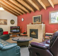 Jarara Cottage - Hotel Accommodation
