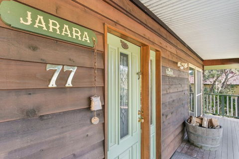 Jarara Cottage - Hotel Accommodation 2