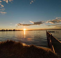 Jetty Views - Water views on Raymond island - Hotel Accommodation
