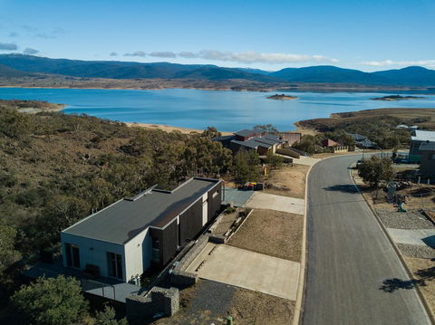JINDY HOUSE BRAND NEW And STYLISH AMAZING VIEWS - Hotel Accommodation 2