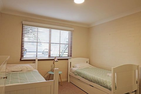 Jodi's Beach Retreat Eden - Hotel Accommodation 2