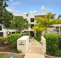 Jomar U1 21 McIlwraith Street Moffat Beach - Hotel Accommodation