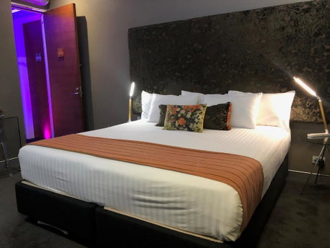 Junction Hotel - Hotel Accommodation 2