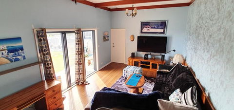 JUST-4-YOU! Amazing Sea Views, WIFI, Fullly Air-conditioned, King Bed - Hotel Accommodation 0