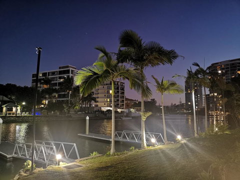 K Resort Surfers Paradise Apartments - Hotel Accommodation 2