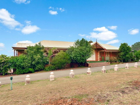 King II - You Can Honestly Walk To Bimbadgen And Hope Estate Concerts - Hotel Accommodation 3